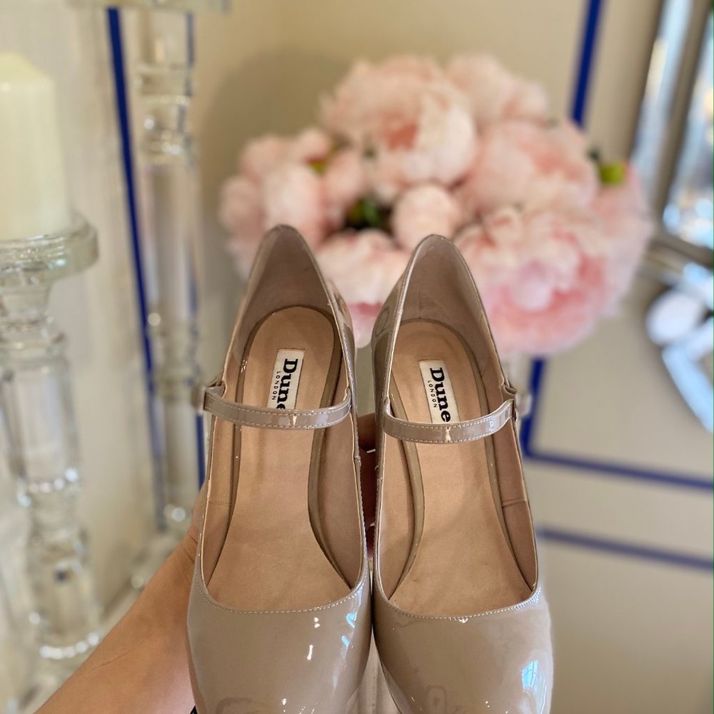 Patent Leather Mary Jane Beige Block Heel